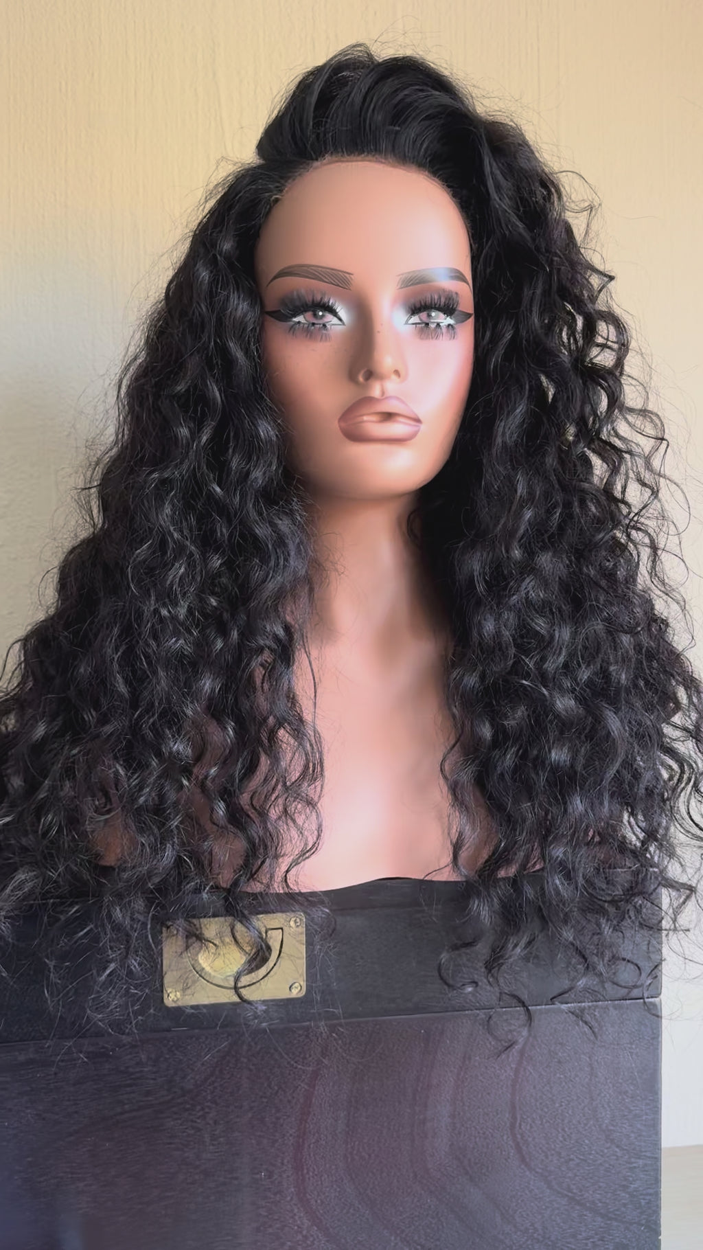 THE MUSE WIG 22' LOOSE CURL 350g